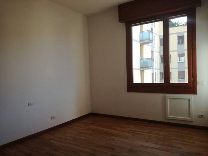 Ultimo piano quadrilocale panoramico piu mansarda Bergamo