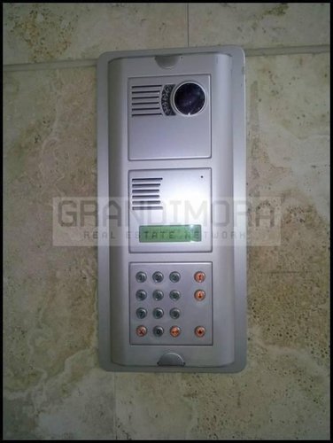 quadrilocale tranquillo tripli servizi portico giardino Bergamo