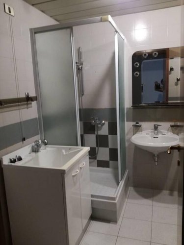 panoramico ultimo piano ampio trilocale cucina abitabile Dalmine