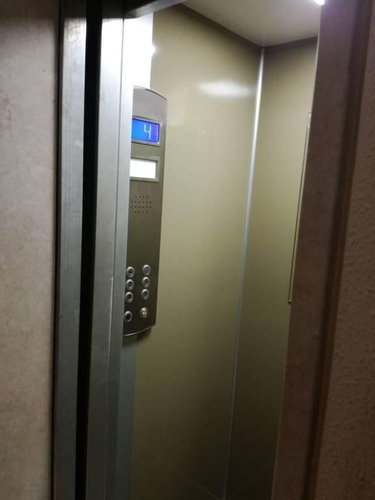 panoramico ultimo piano ampio trilocale cucina abitabile Dalmine