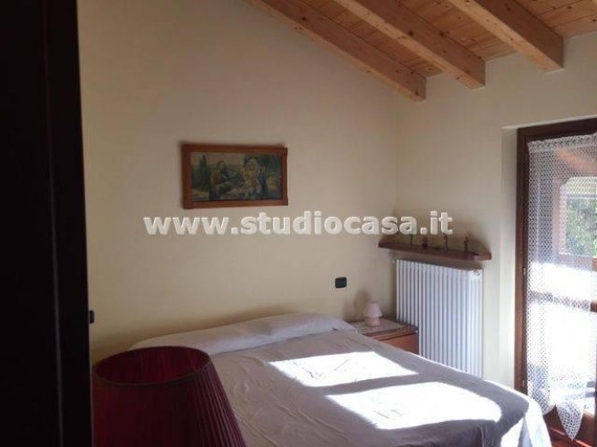 INDIPENDENTE E SUPER-RISTRUTTURATA!!!! Zogno