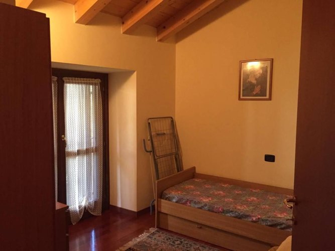 INDIPENDENTE E SUPER-RISTRUTTURATA!!!! Zogno