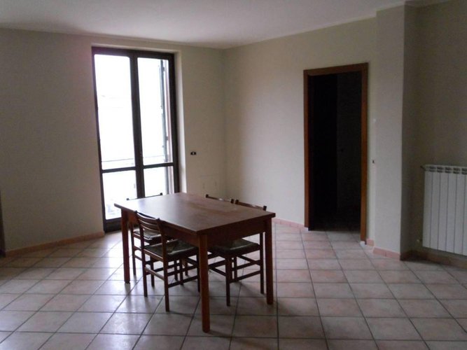 Trilocale piano primo Isorella