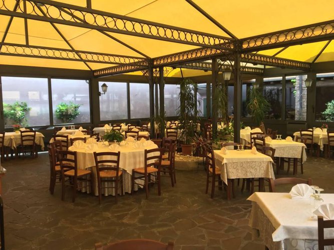 vendesi attività di ristorazione storica Castenedolo