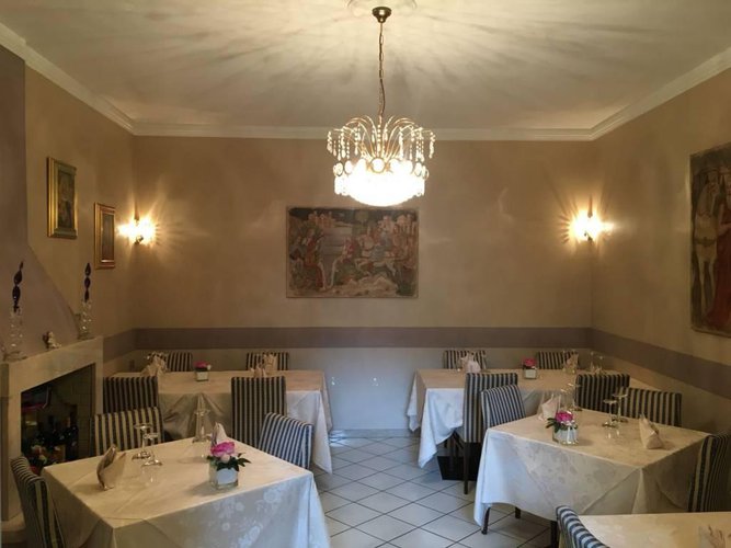 vendesi attività di ristorazione storica Castenedolo