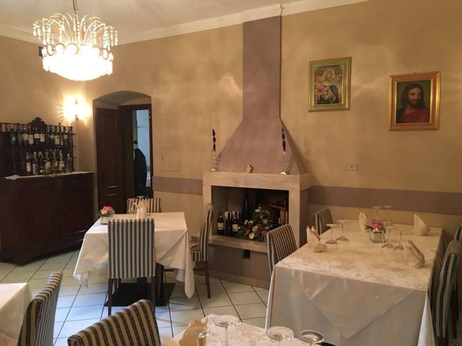 vendesi attività di ristorazione storica Castenedolo