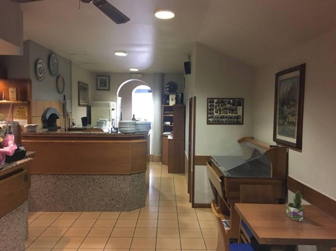 vendesi attività di ristorazione storica Castenedolo