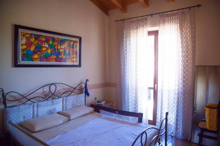 quadrilocale con giardino a poca distanza dal lago di garda Lonato