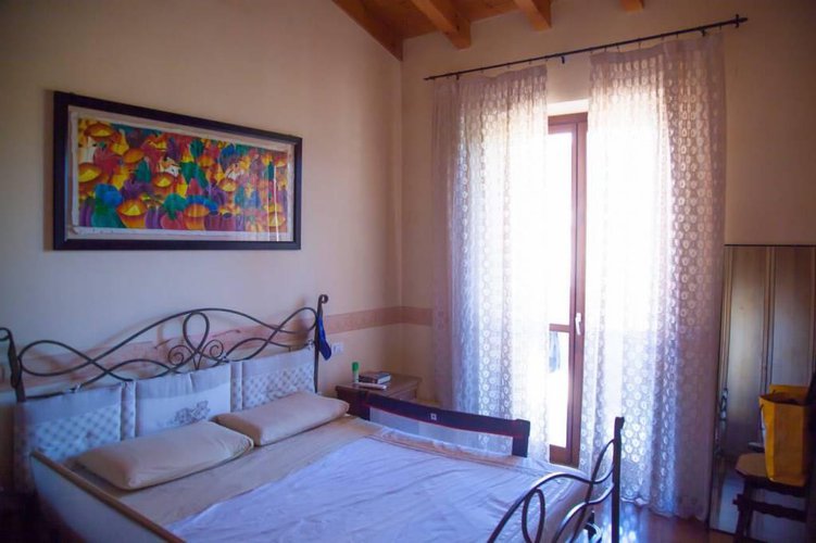 quadrilocale con giardino a poca distanza dal lago di garda Lonato