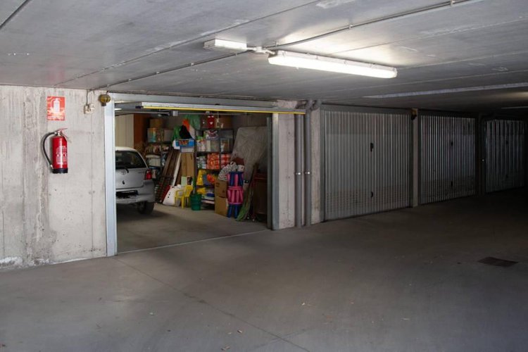 quadrilocale con giardino a poca distanza dal lago di garda Lonato