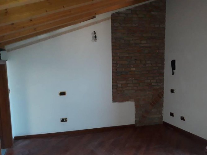 Appartamento trilocale su due livelli Ghedi