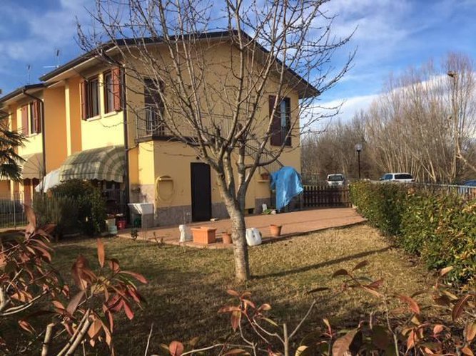 TRILOCALE CON GIARDINO Calvisano