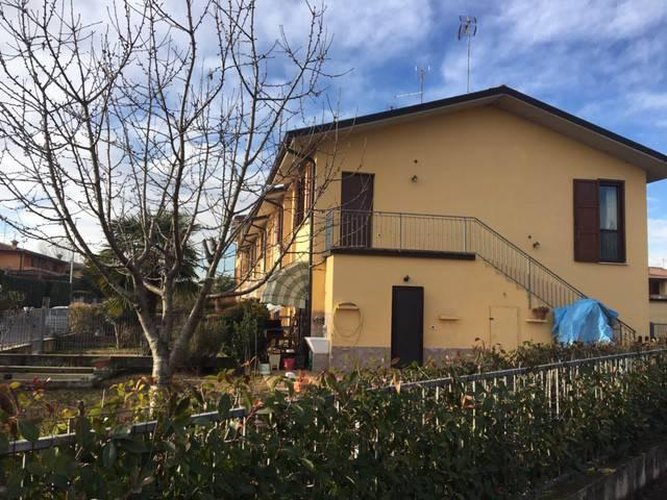 TRILOCALE CON GIARDINO Calvisano