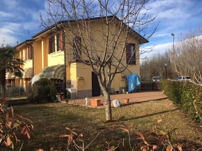 TRILOCALE CON GIARDINO Calvisano