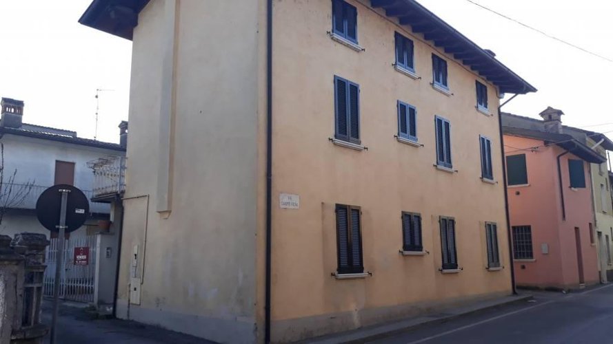 PORZIONE BIFAMILIARE