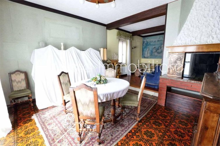 VILLA SINGOLA con 2 appartamenti Bergamo