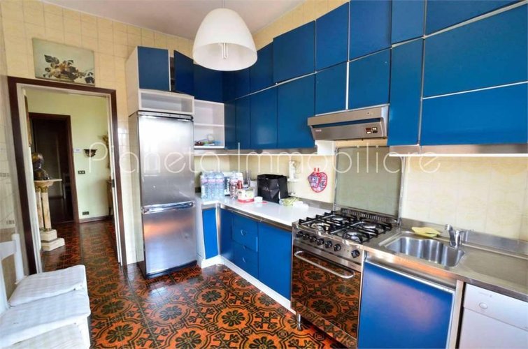 VILLA SINGOLA con 2 appartamenti Bergamo