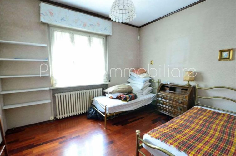 VILLA SINGOLA con 2 appartamenti Bergamo