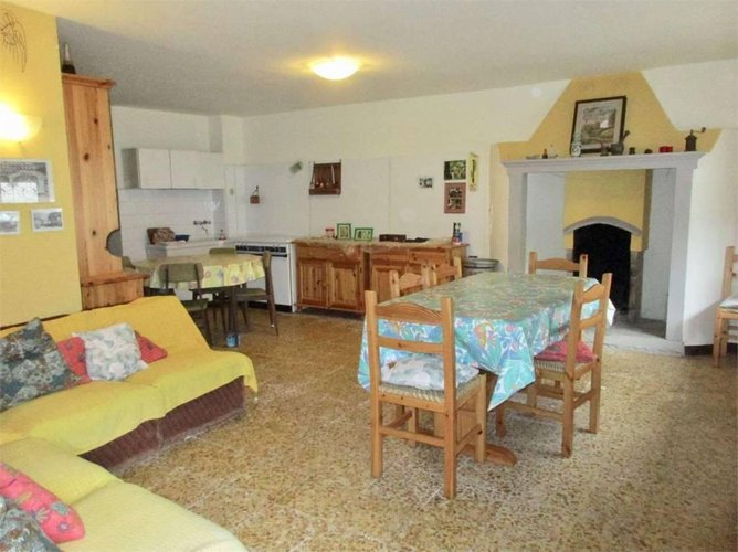 Porzione di casa centrale  85.000