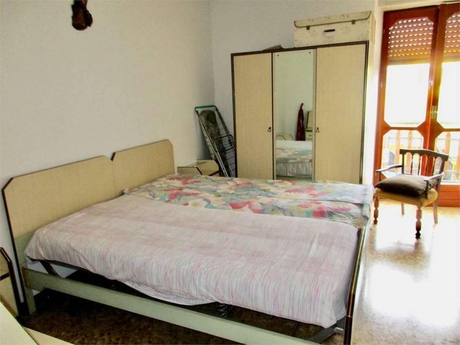 Porzione di casa centrale  85.000 Capizzone