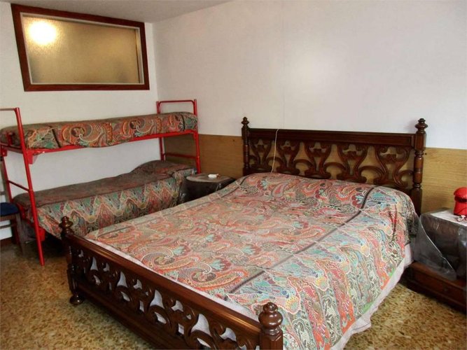 Porzione di casa centrale  85.000 Capizzone