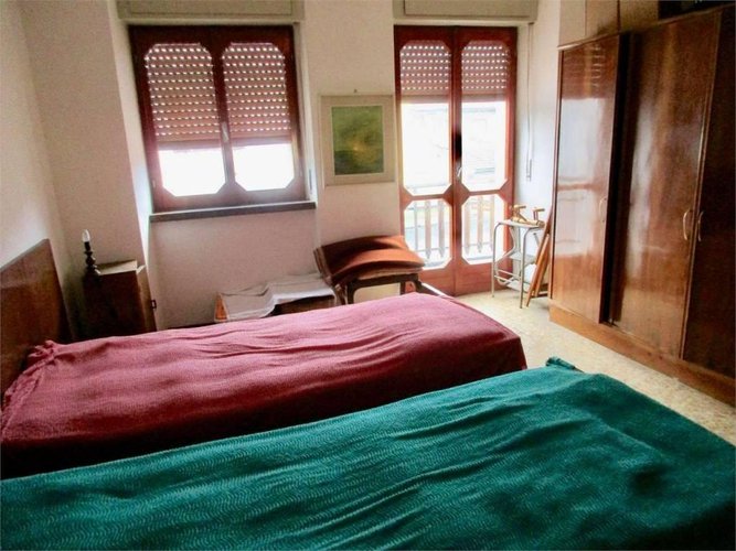 Porzione di casa centrale  85.000 Capizzone