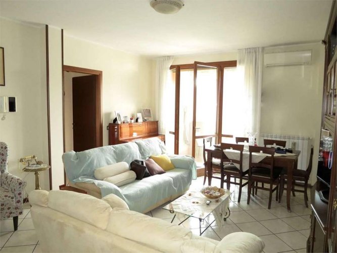 TRILOCALE ampio e di recente costruzione Calcinate