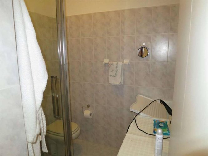 TRILOCALE ampio e di recente costruzione Calcinate