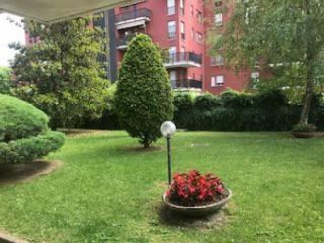 VOGHERA SPLENDIDO QUADRILOCALE CON BOX AUTO E TERRAZZI Voghera