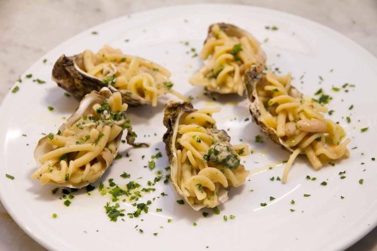 RISTORANTE PIZZERIA CON DEHOR DARSENA NAVIGLIO Milano