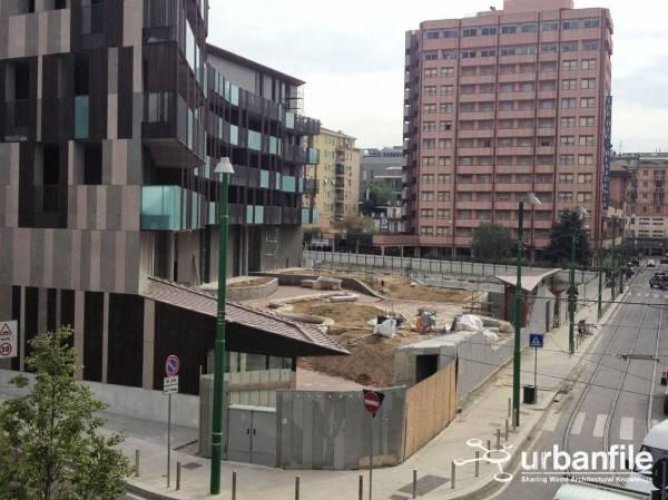 TAVOLA FREDDA POSSIBILITA' DI CANNA FUMARIA TORRE UNICREDIT Milano