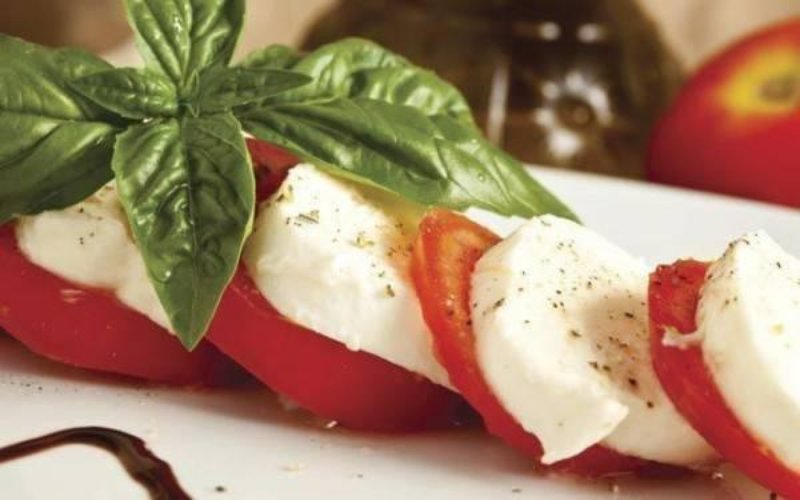 TAVOLA FREDDA POSSIBILITA' DI CANNA FUMARIA TORRE UNICREDIT Milano