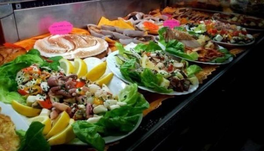 TAVOLA FREDDA POSSIBILITA' DI CANNA FUMARIA TORRE UNICREDIT Milano