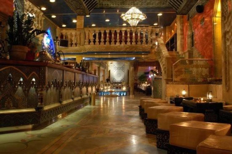 BAR TAVOLA CALDA DIFRONTE UNIVERSIT MQ. 230 OTTIMI INCASSI Milano