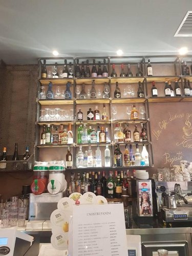 C.SO BUENOSAIRES/P.ZZA ARGENTINA BAR PASTICCERIA CON DEHOR Milano