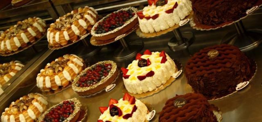 BAR CON LABORATORIO CANNA FUMARIA E DEHOR CORSO MAGENTA Milano