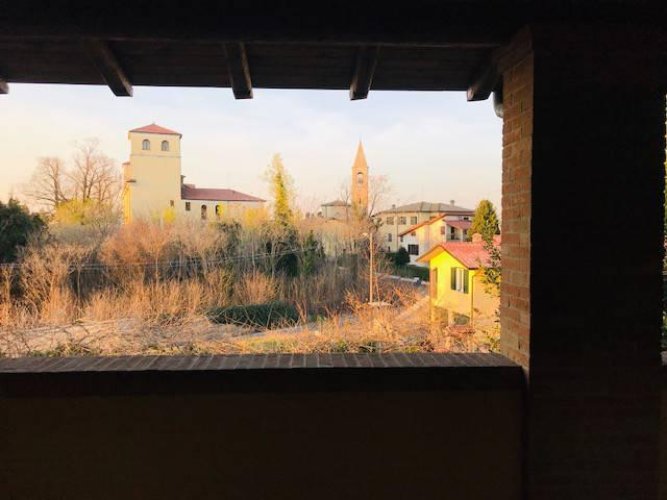 VILLA RETORBIDO POSIZIONE PANORAMICA DI RECENTE COSTRUZIONE Retorbido