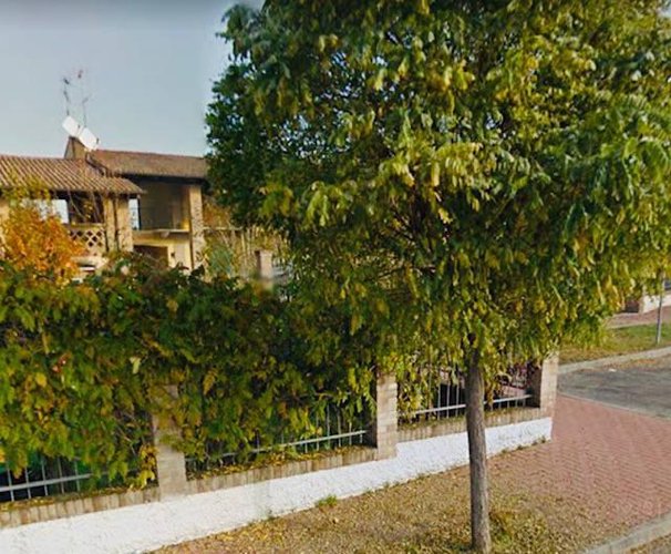 VILLA RETORBIDO POSIZIONE PANORAMICA DI RECENTE COSTRUZIONE Retorbido