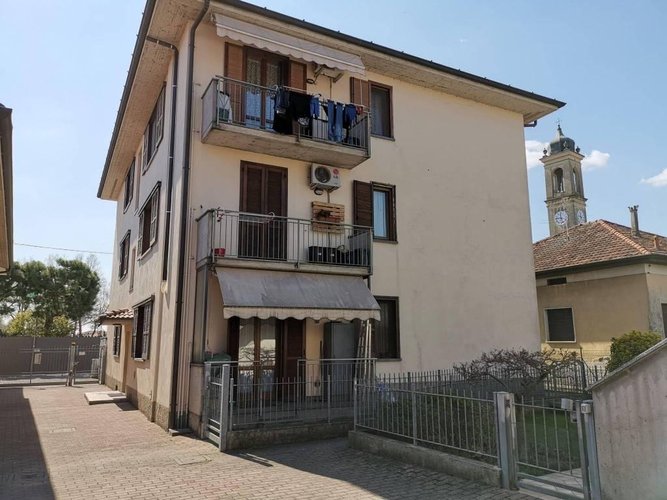 Trilocale Con Box e Cantina in Palazzina di 6 famiglie Lurano