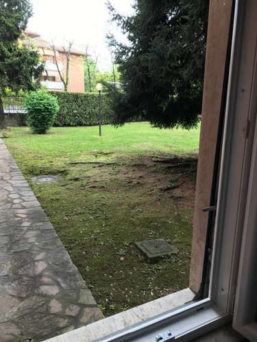 Appartamento tutto ristrutturato a nuovo affare. Scanzorosciate
