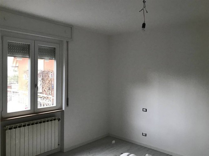 Appartamento tutto ristrutturato a nuovo affare. Scanzorosciate