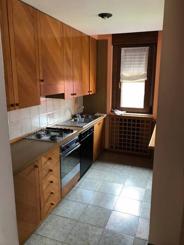 Palazzina indipendente con negozio/ laboratorIo Scanzorosciate