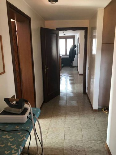 Palazzina indipendente con negozio/ laboratorIo Scanzorosciate