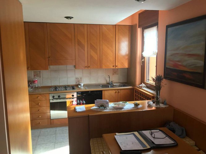 Palazzina indipendente con negozio/ laboratorIo Scanzorosciate