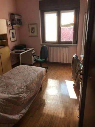 Palazzina indipendente con negozio/ laboratorIo Scanzorosciate