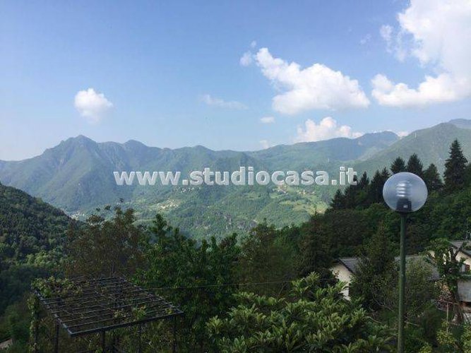 Casa indipendente San Giovanni Bianco