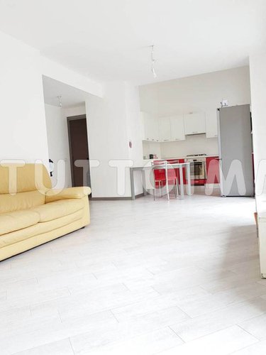 TRILOCALE RISTRUTTURATO SENZA SPESE CONDOMINIALI Nembro