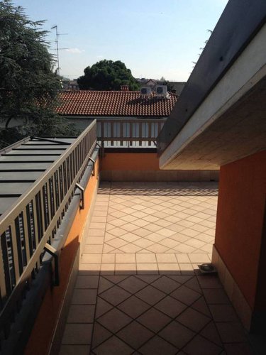 Fantastico nuovo attico su due livelli . Bergamo