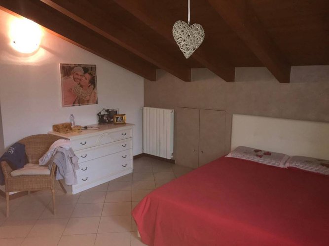 Fantastico attico su due livelli in posizione tranquilla Casazza