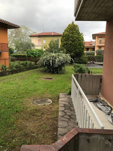 Appartamento tutto ristrutturato a nuovo affare. Scanzorosciate